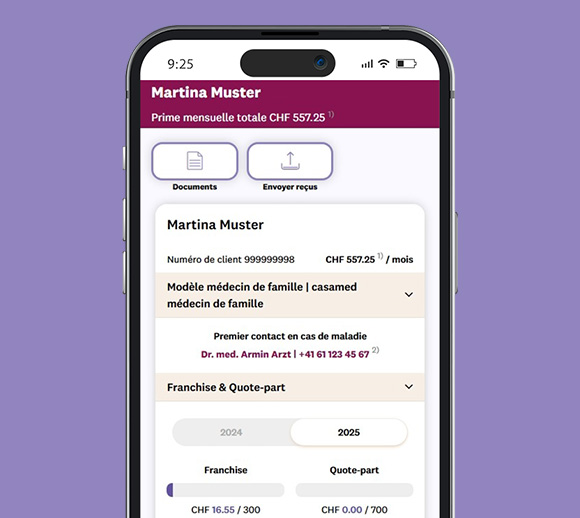 Smartphone avec l'application mySympany ouverte. La page d'aperçu d'un membre de la famille est affichée.